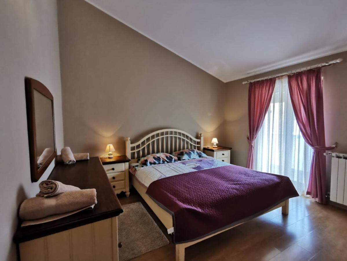 Holiday Home Victoria Пореч Екстериор снимка
