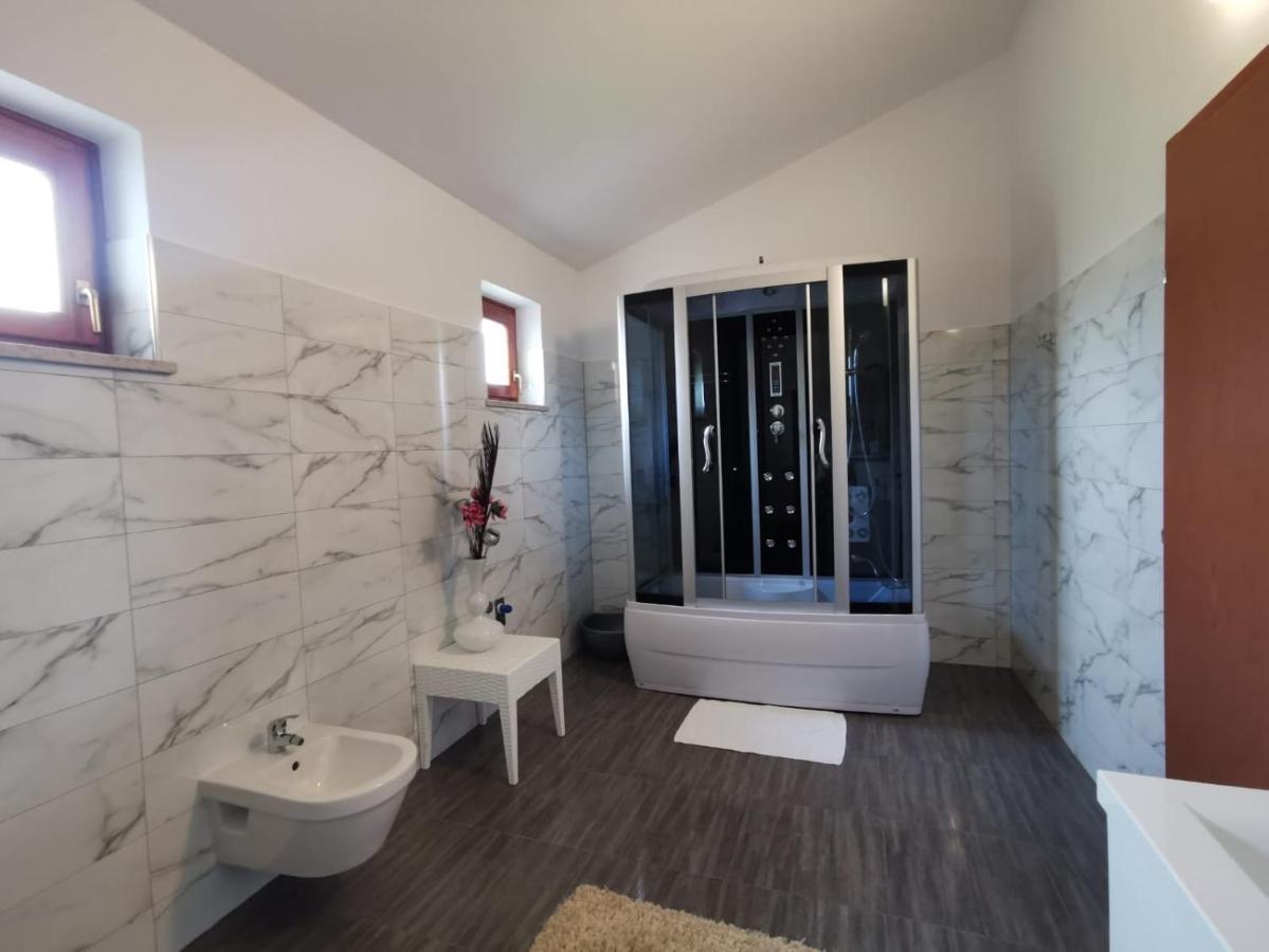 Holiday Home Victoria Пореч Екстериор снимка