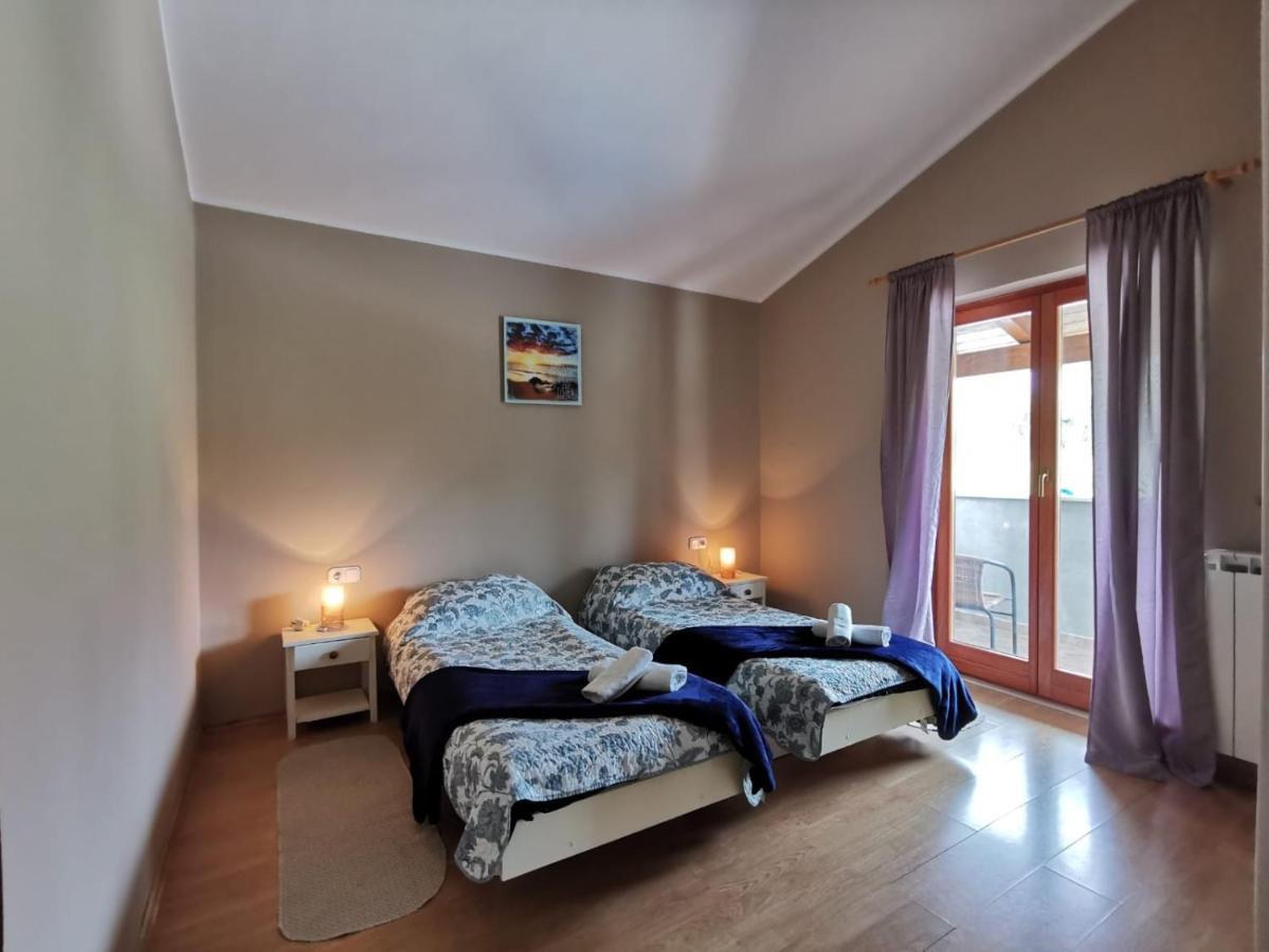 Holiday Home Victoria Пореч Екстериор снимка